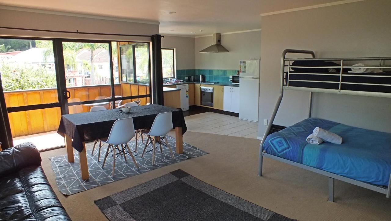 Bay Adventurer Backpackers & Apartments Paihia Kültér fotó