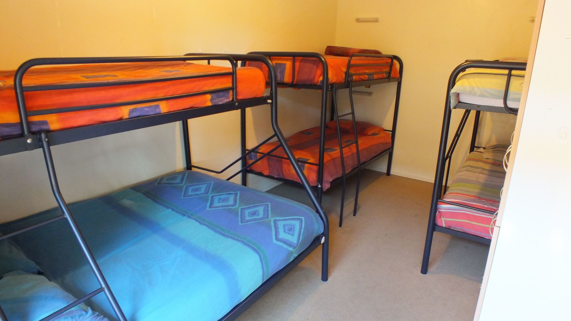 Bay Adventurer Backpackers & Apartments Paihia Kültér fotó