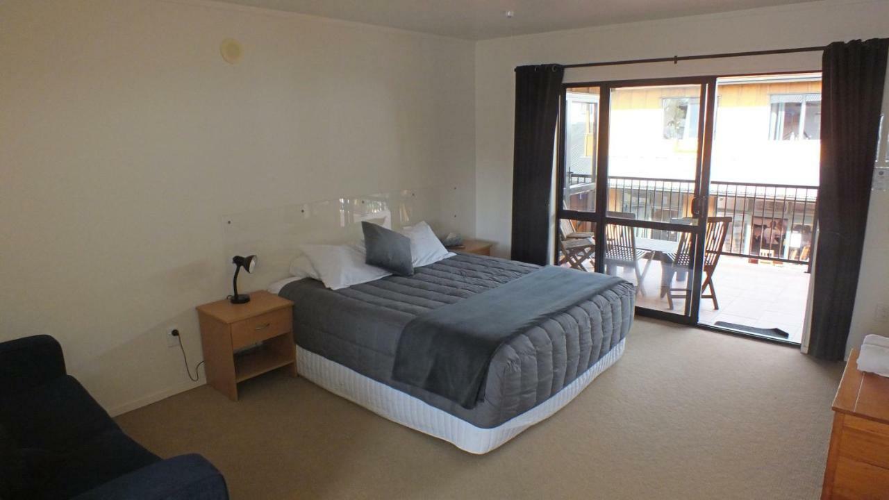 Bay Adventurer Backpackers & Apartments Paihia Kültér fotó